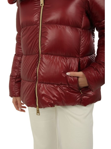 Piumino Herno con Collo in Ecofur Bordeaux